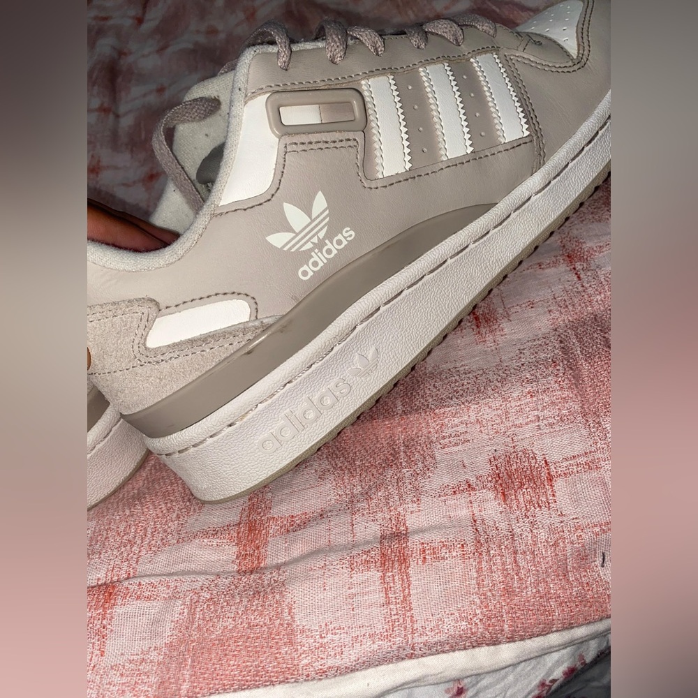 Adidas Women's Cream and White Sneakers - Picture 8 of 8